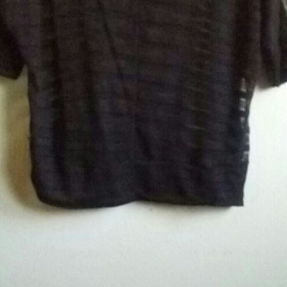 Final Price Rouge! Pullover top - Picture 3 of 4